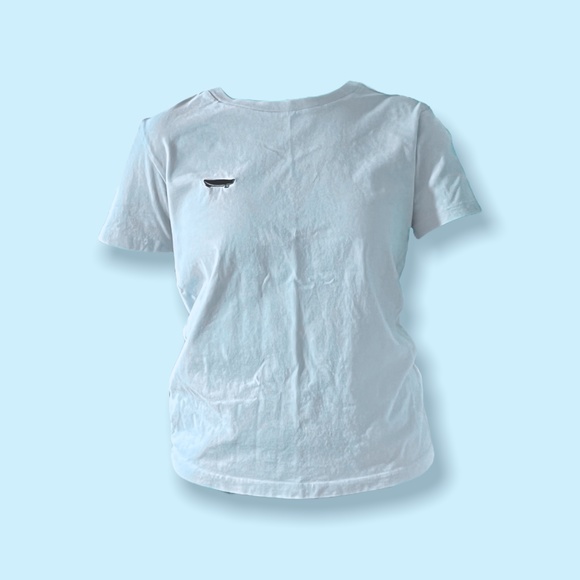 NWOT Blue Embroidered Vans T shirt - Picture 1 of 3